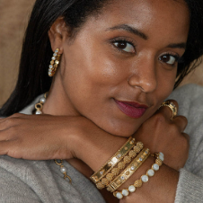 Capucine De Wulf Berry Gem Medium Hoop Earrings in Mother of Pearl