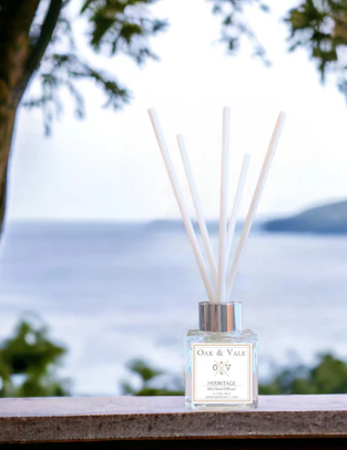 Oak & Vale Mini Reed Diffuser in Hermitage