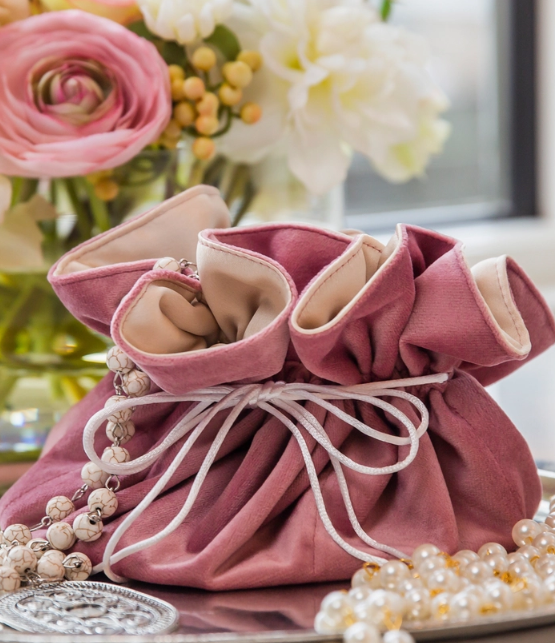 Arte Italica & Crown Linen Designs Velvet Jewelry Blossom Pouch in Rose