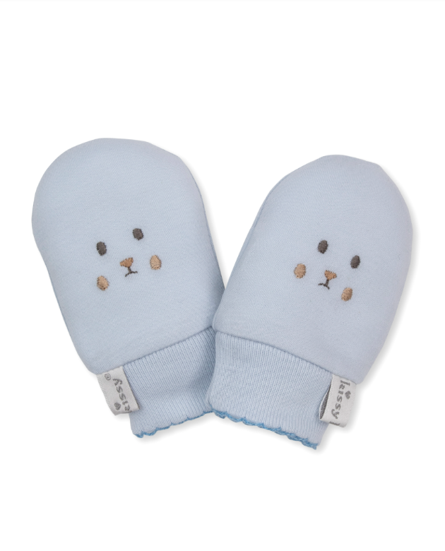 Kissy Kissy Mitts in Teddy Bear Club